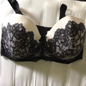 Victoria Secret Strapless Bra
